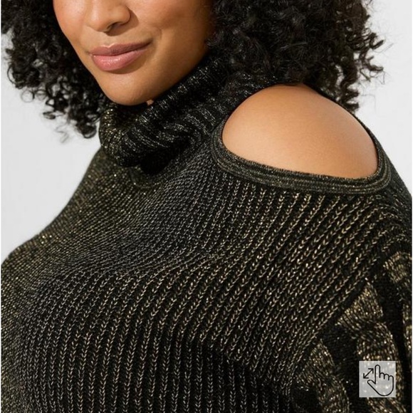 NWT Torrid Lurex Cable Pullover Cold Shoulder Turtle Neck Black Size 1 (14-16) - Picture 4 of 16
